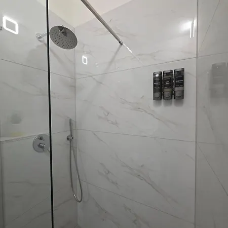 Apartment Vibes - Vasiliki *